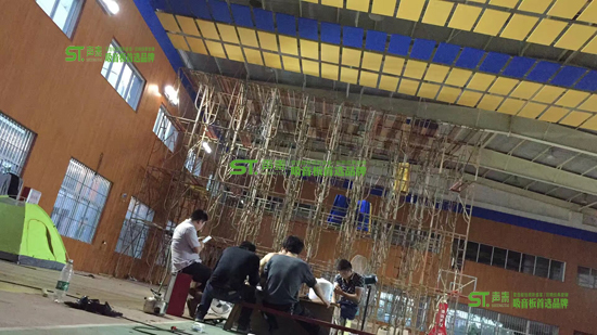清遠學(xué)校籃球館吊頂空間吸聲體案例(圖2)